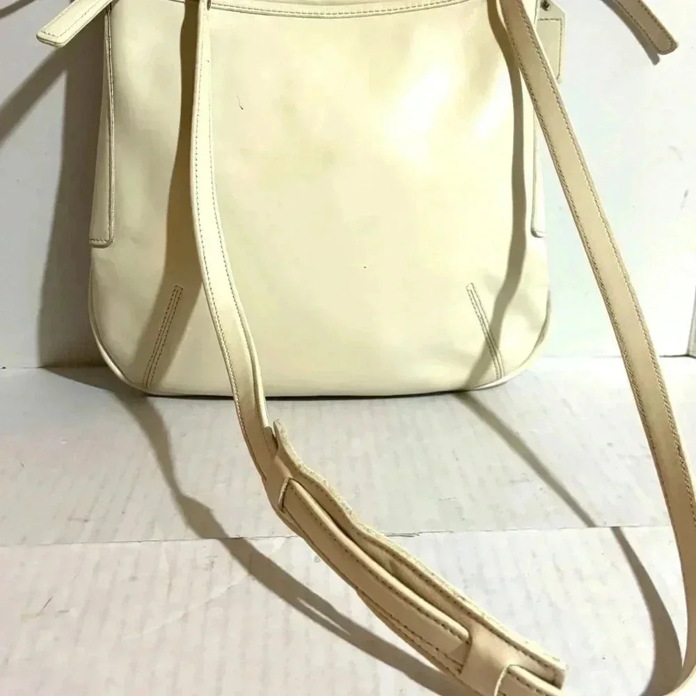 Coach vintage white leather crossbody handbag
